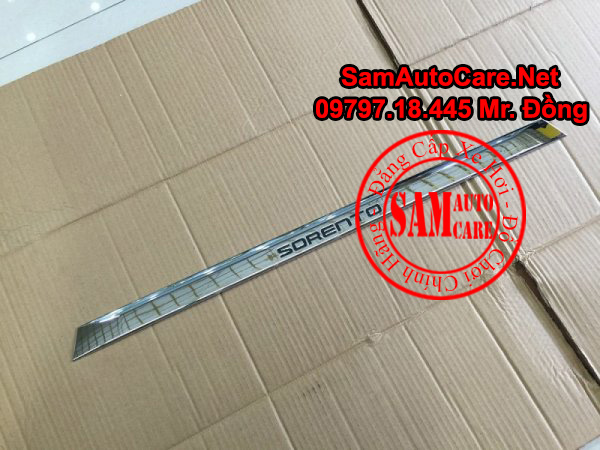 Viền Inox ốp Cốp Sau Kia Sorento