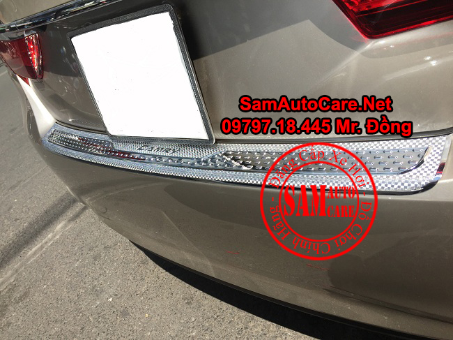 CHỐNG TRẦY CỐP TOYOTA CAMRY