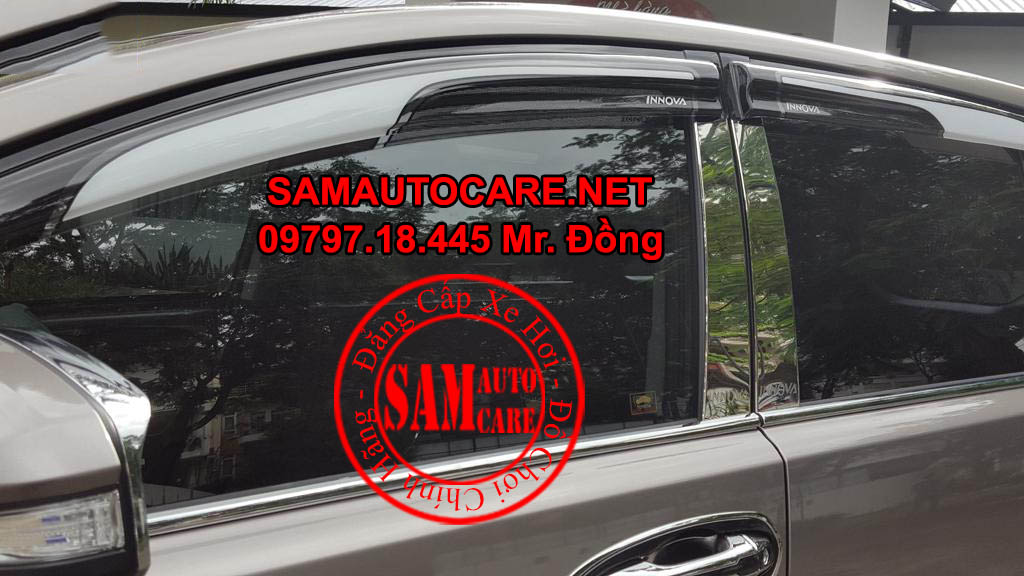 Che Mưa Xe Toyota Innova 2016