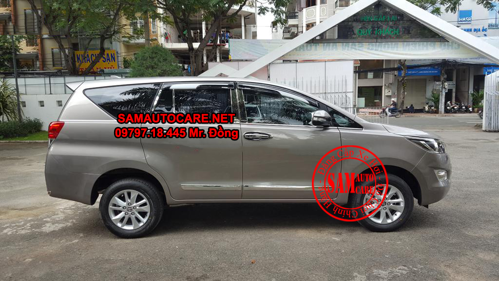 Nẹp Hông Cao Cấp Innova 2016