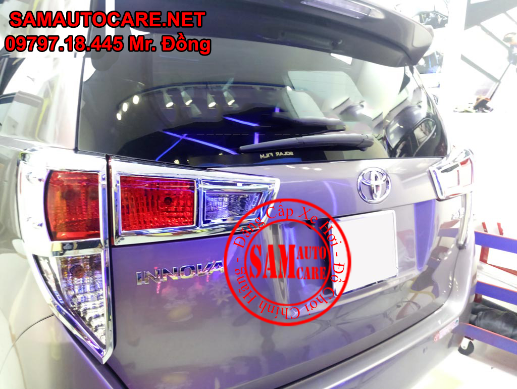 Viền đèn Sau Cao Cấp  Innova 2016