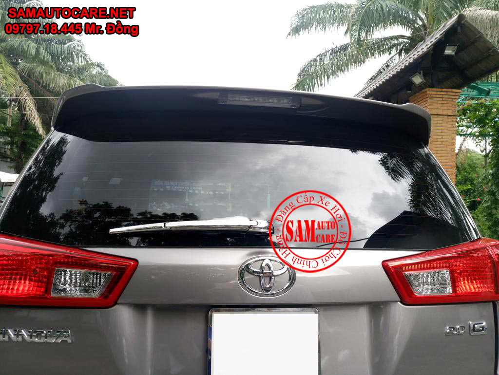 Trang Trí Gạt Mưa Innova 2016