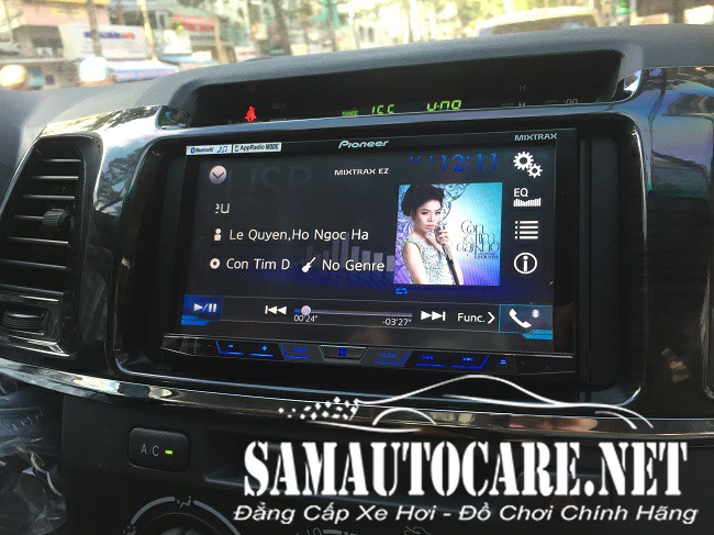 Gắn Màn Hình DVD Pioneer AVH-X8850BT Cho Fotuner Tại TPHCM