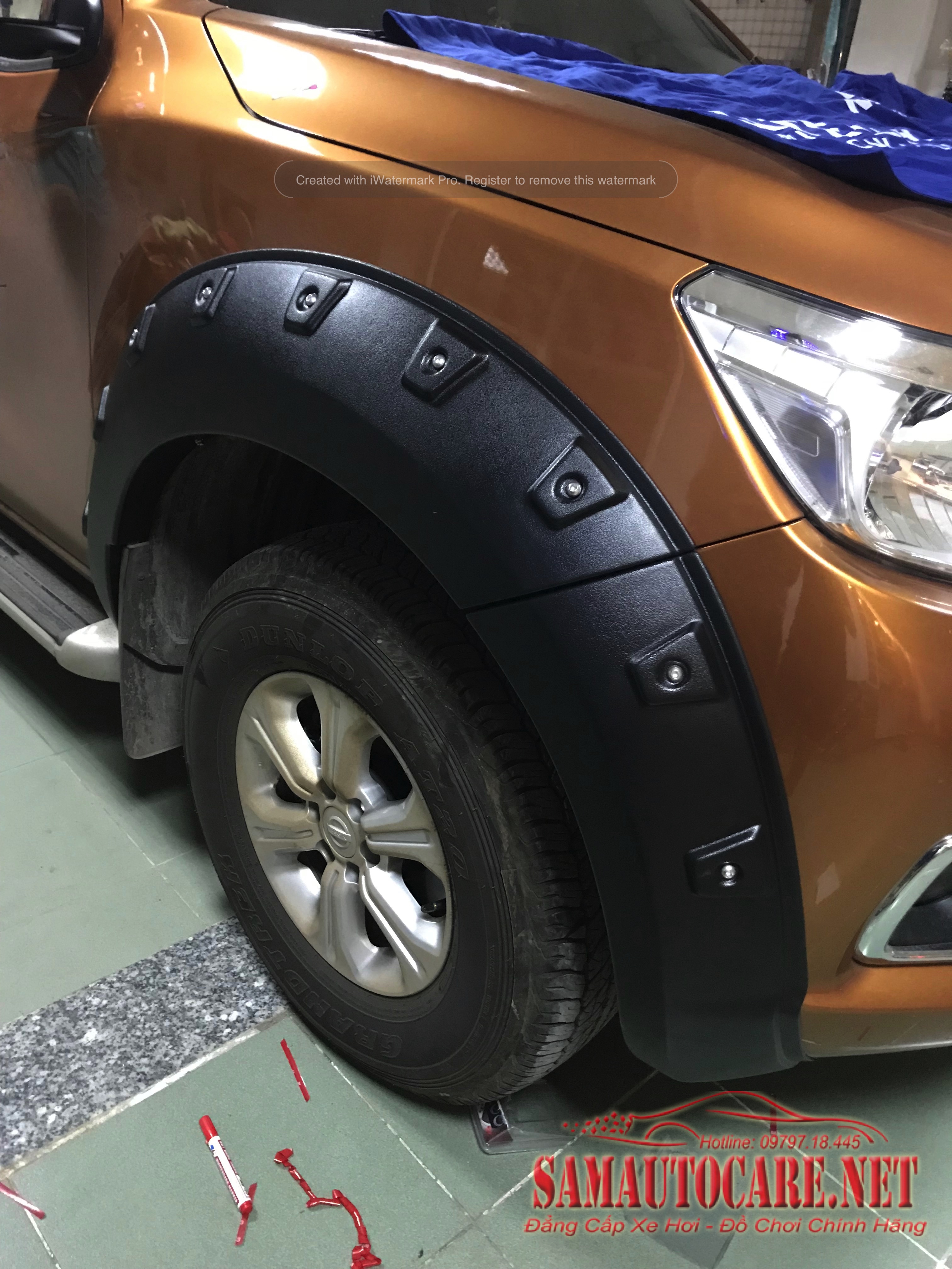 Ốp Cua Lốp Xe Nissan Navara 2017