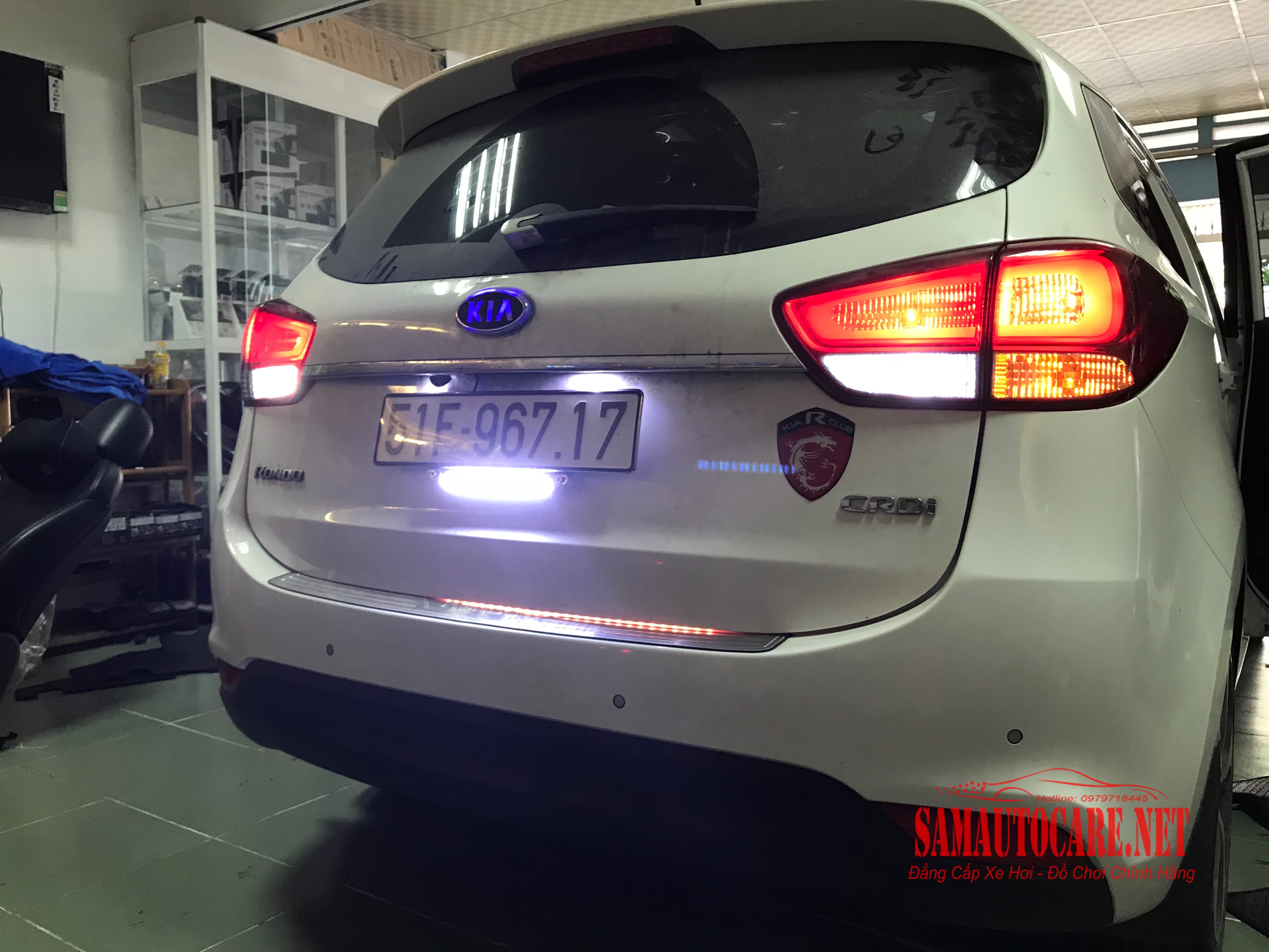 Led Cốp Xi Nhan Kia Rondo