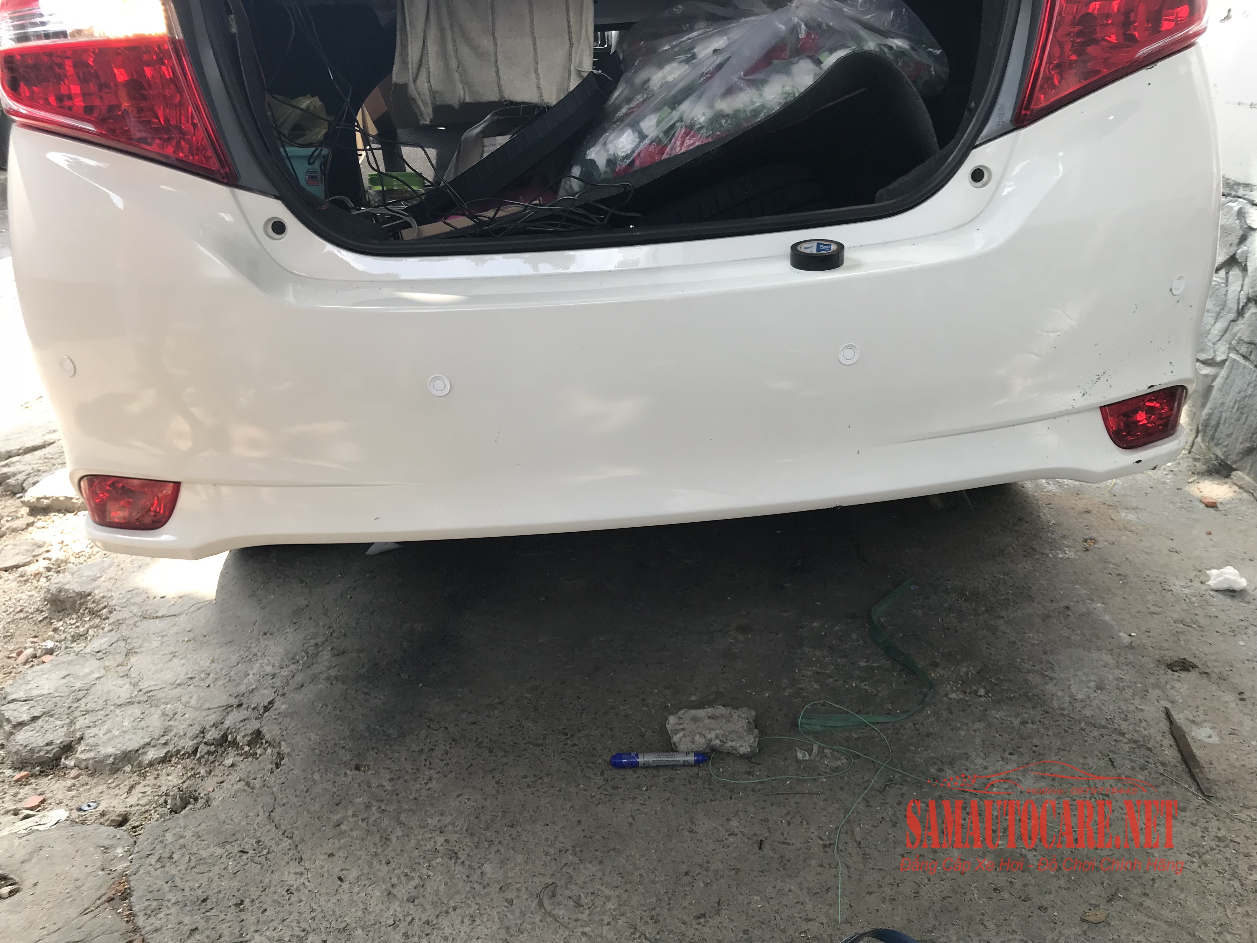 Cảm Biến Lùi 4 Mắt Vios 2018