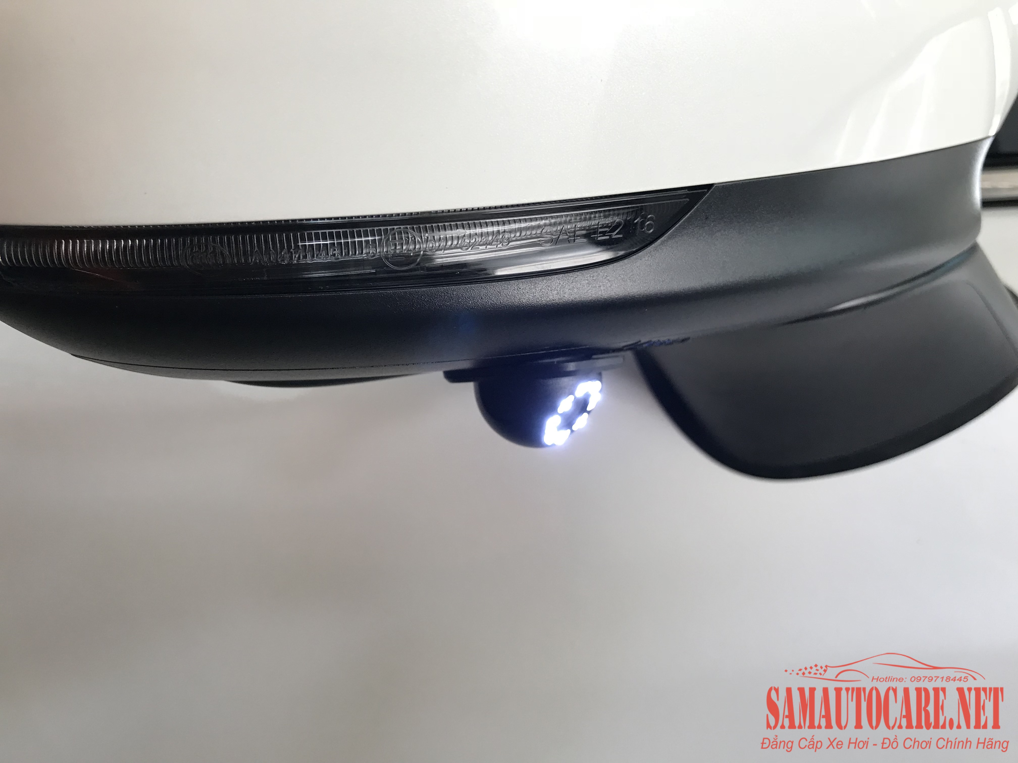 Camera Cặp Lề HD 8 LED 2019