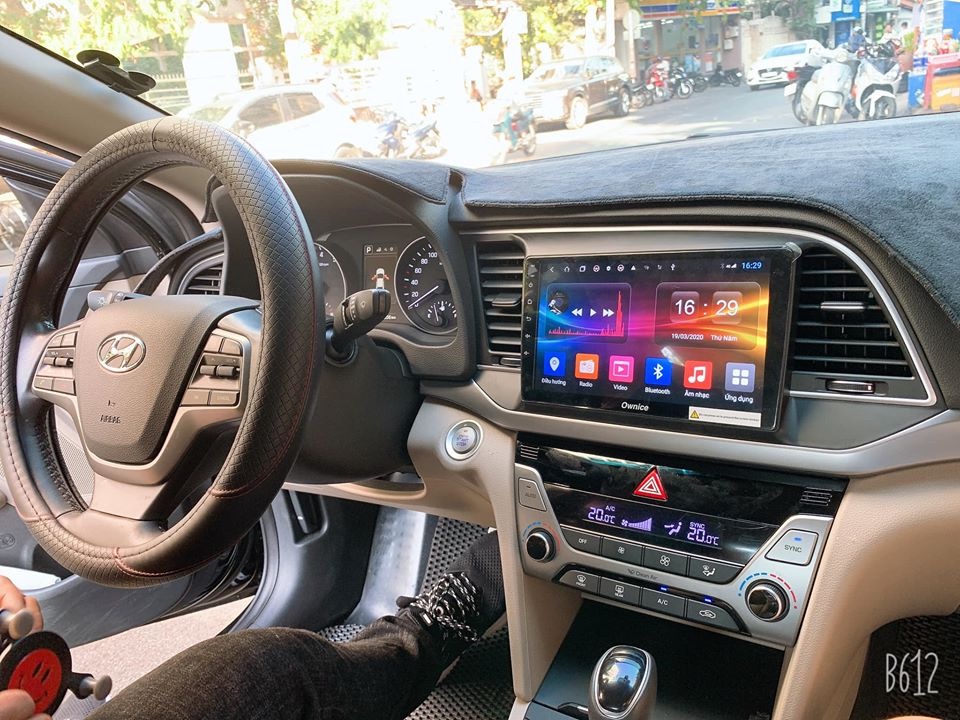 Màn Hình DVD Android Owince Theo Xe Elantra 2019