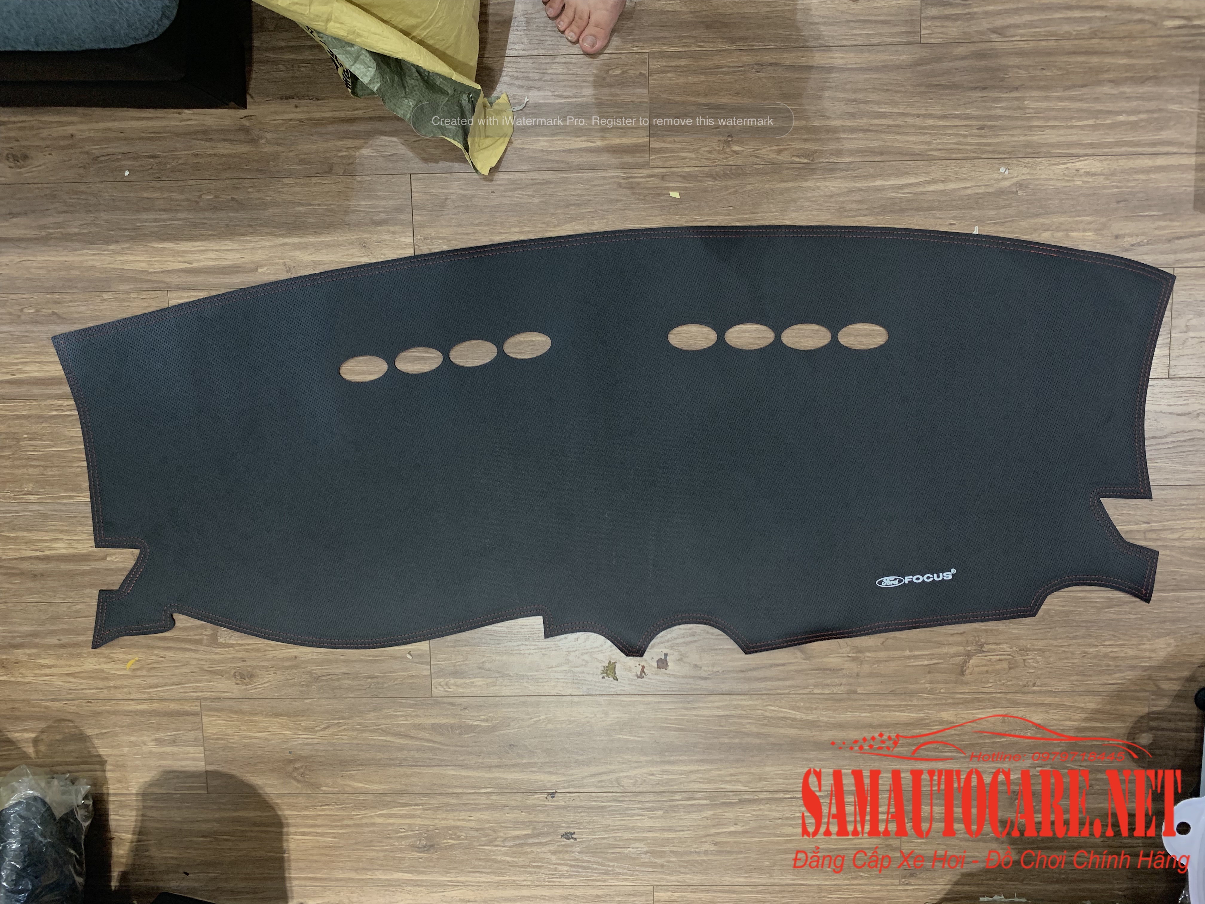 Thảm Taplo Da Carbon Ford Focus