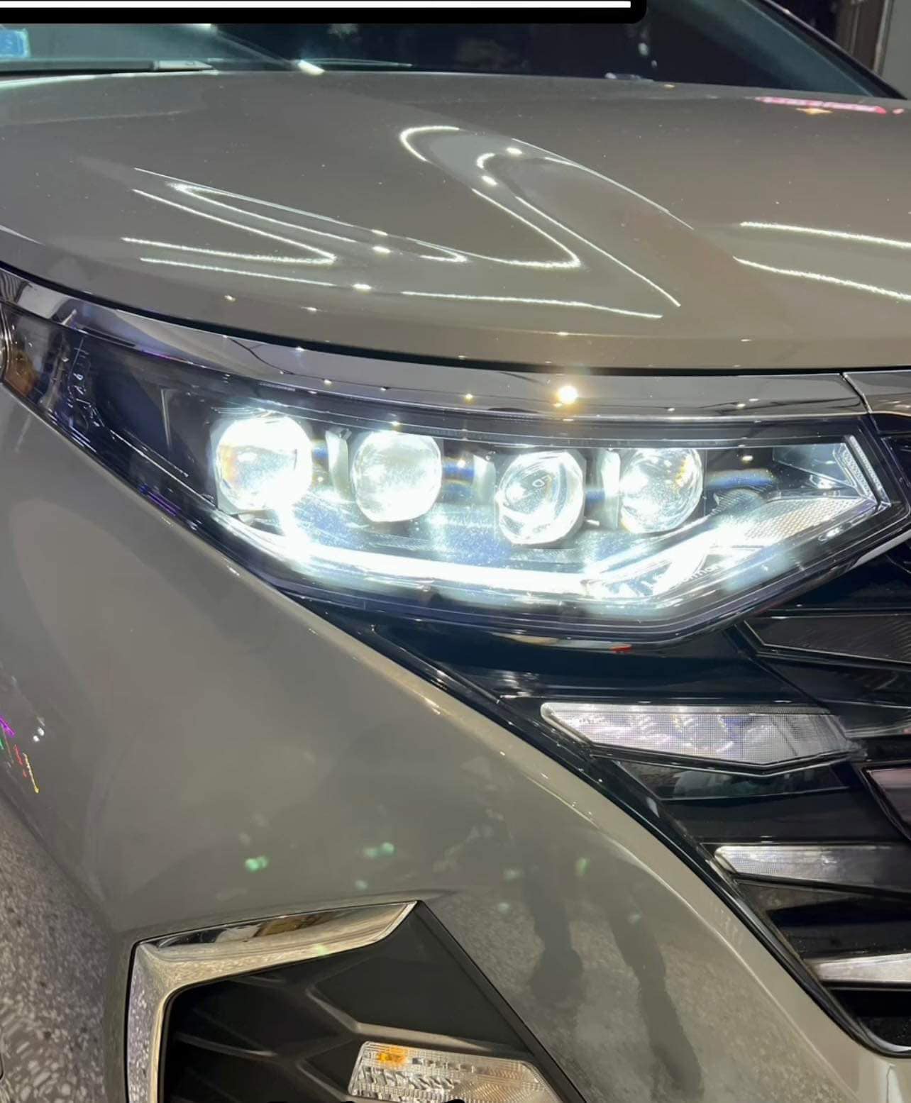 độ đèn Cho Hyundai Custin