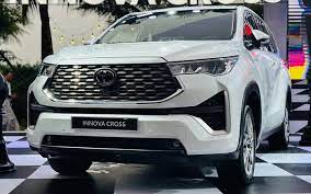 Tổng Hợp Món đồ Chơi Cho Innova Cross 2024